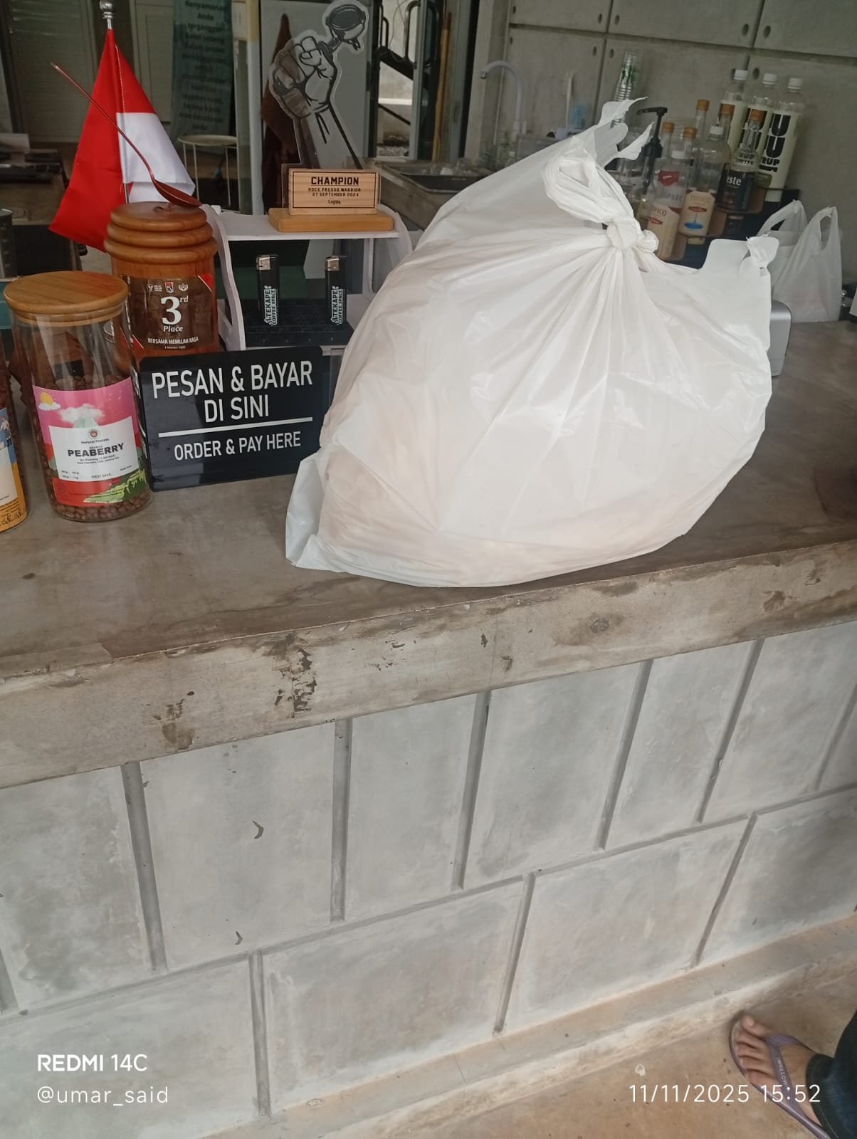 Dokumentasi pengiriman sayap ayam ke pelanggan HORECA