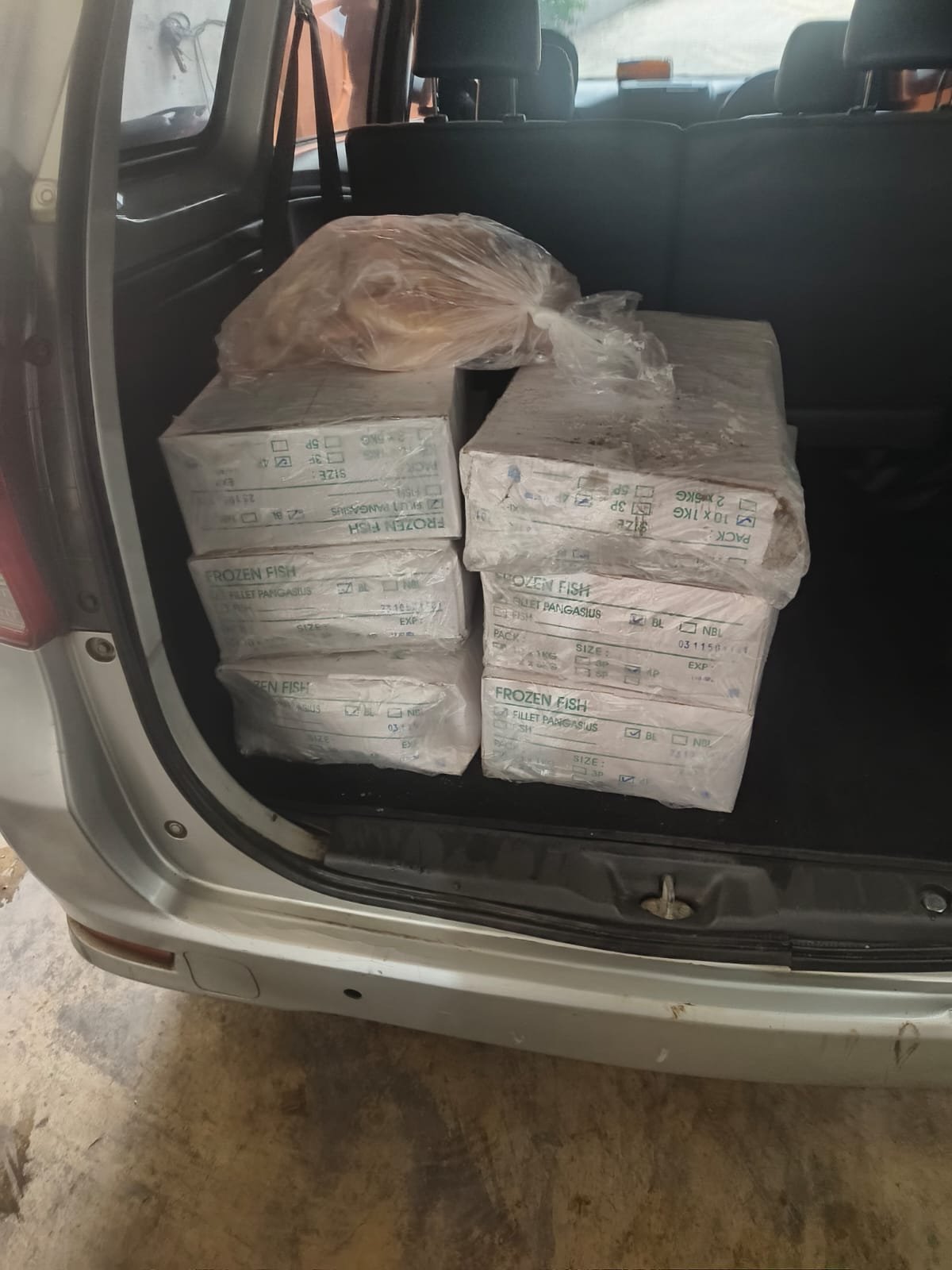 Dokumentasi pengiriman sayap ayam ke pelanggan HORECA
