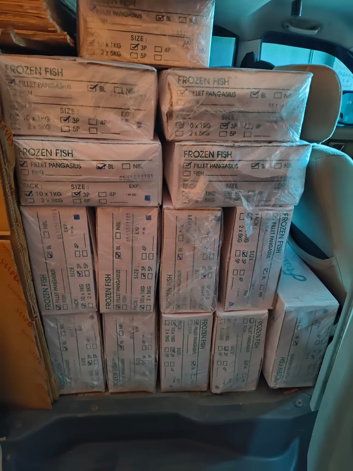 Dokumentasi pengiriman sayap ayam ke pelanggan HORECA